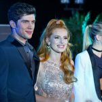 Famous in Love: 1x2